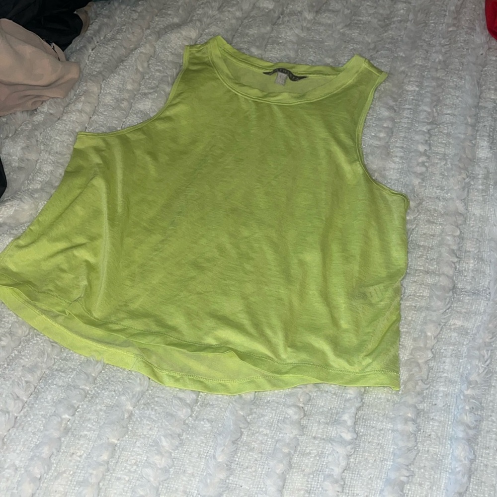 Athleta top